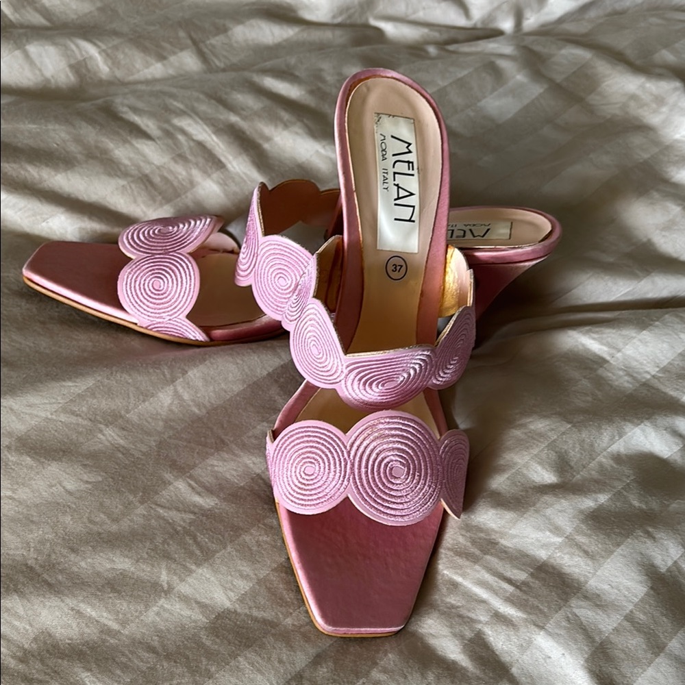 Pink high heeled Sandals